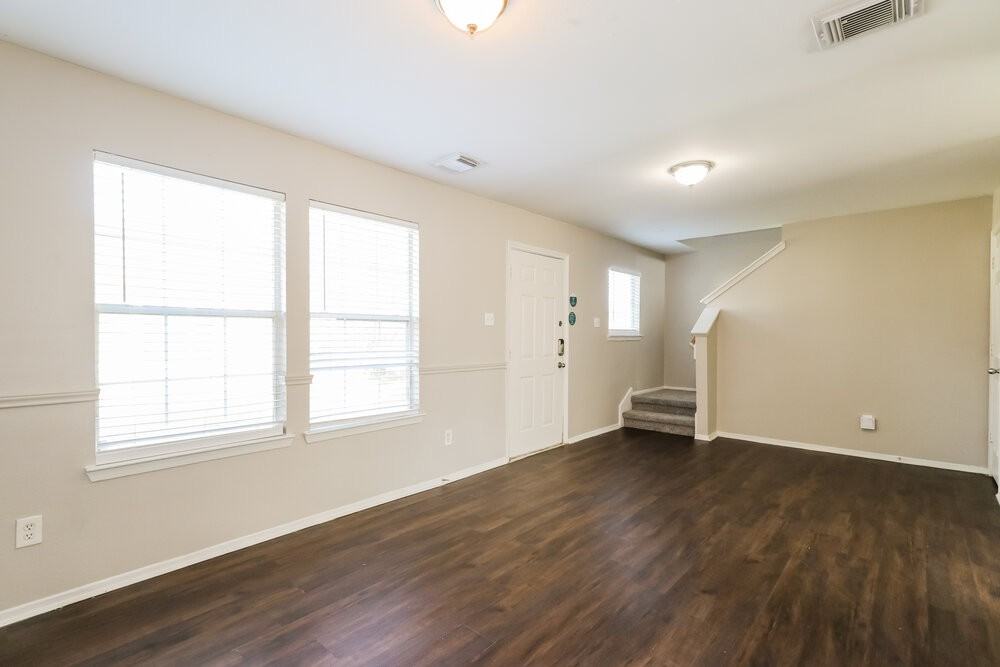 1043 Verde Trails Dr - Photo 7 of 17