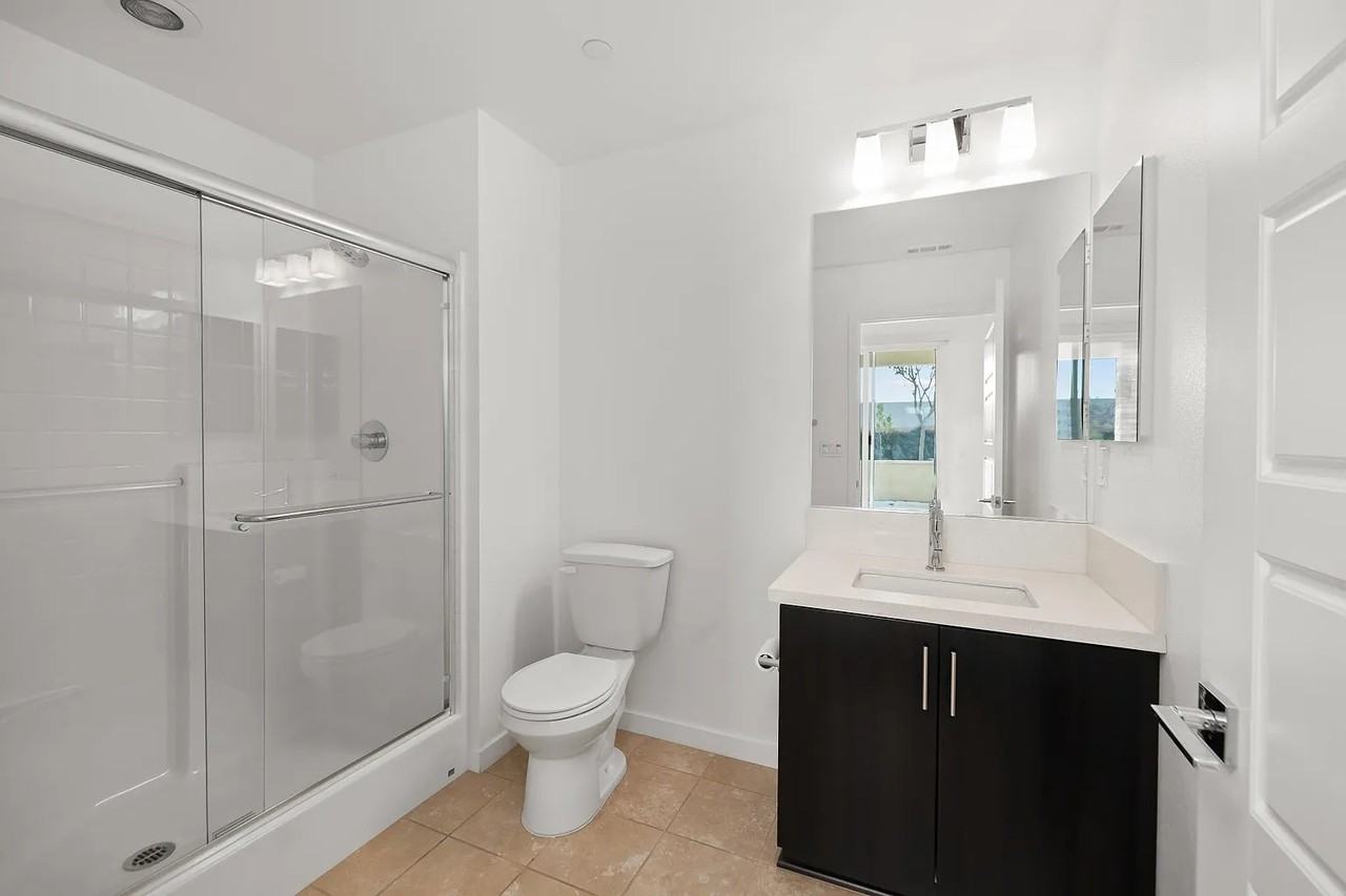 370 Broadway Dr #NA - Photo 6 of 28