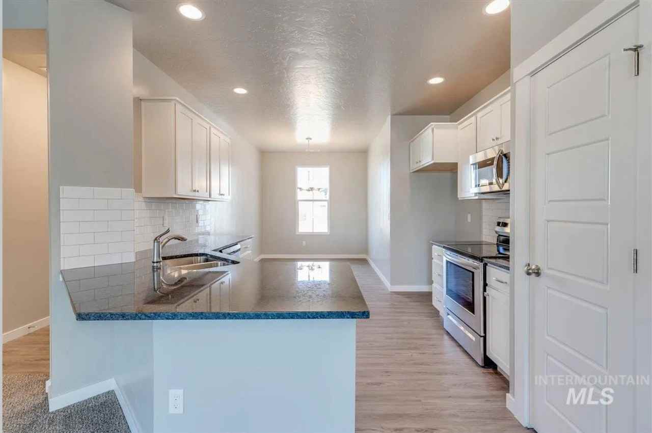 3969 W Peak Cloud Dr #NA - Photo 7 of 14