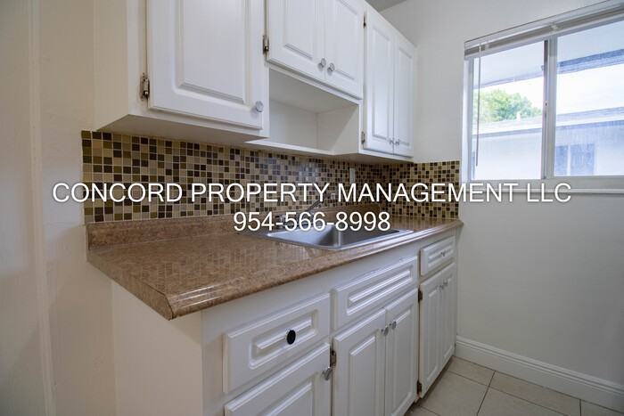 405 Se 20th St #3 - Photo 7 of 13