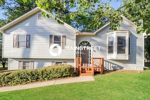 featured image of 15 Silverthorne Cir