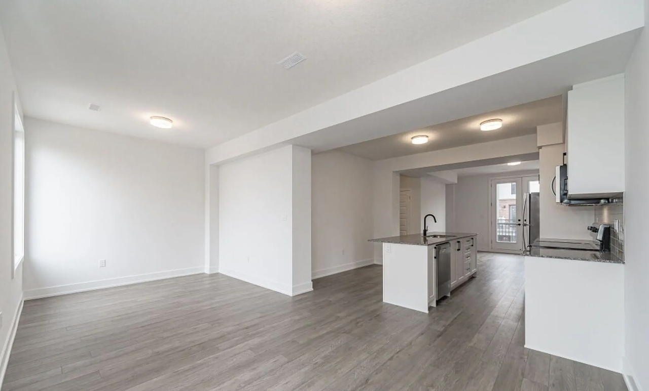 99 Roger Street - Photo 6 of 20