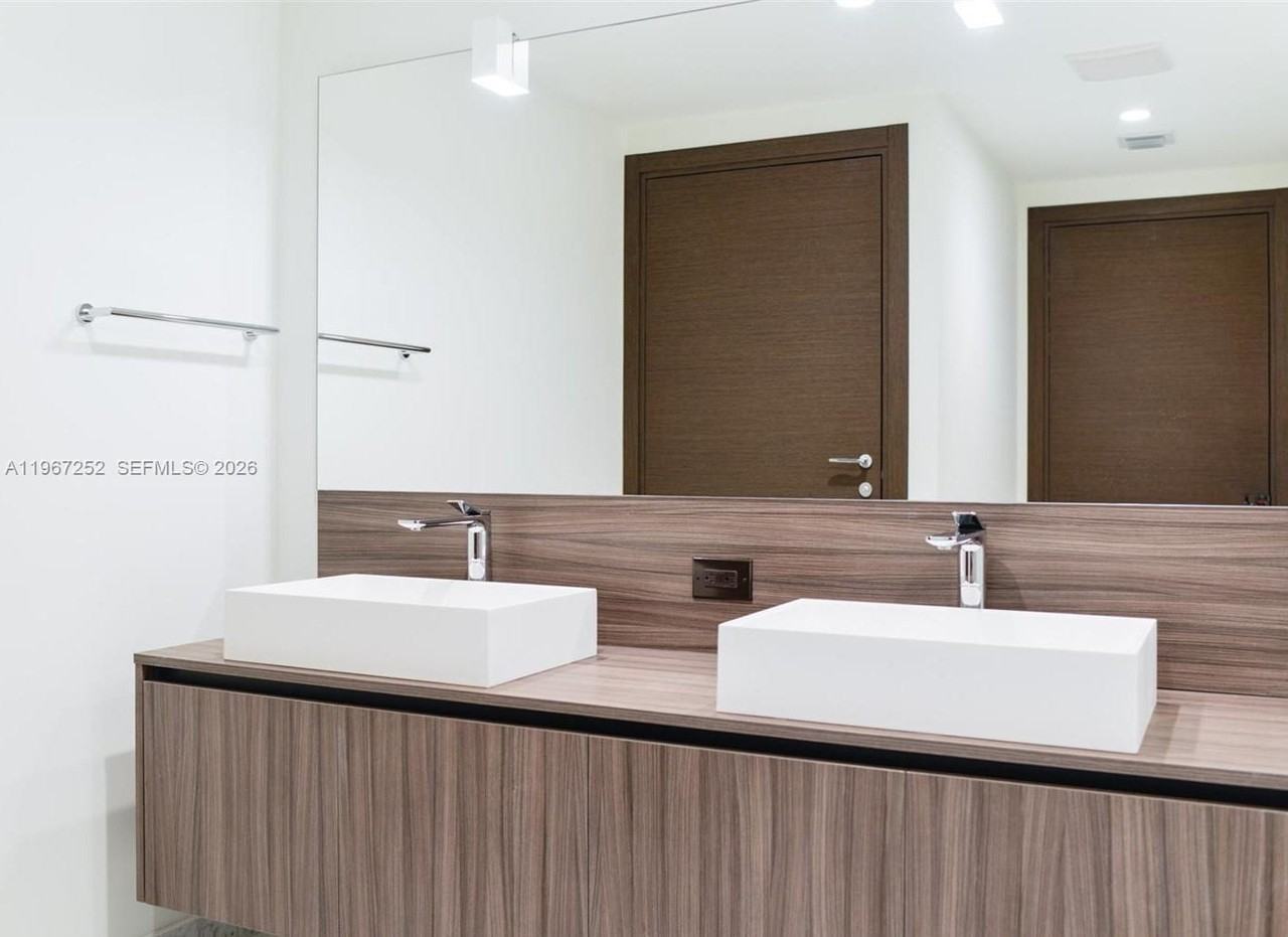 SW 10th St & S Miami Ave - Photo 7 of 15