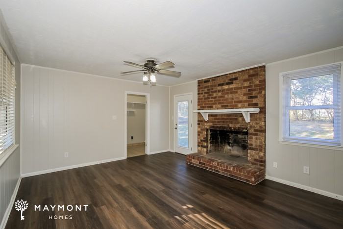 4259 Woodland Dr - Photo 4 of 15