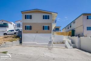 featured image of 3211 Euclid Ave #D