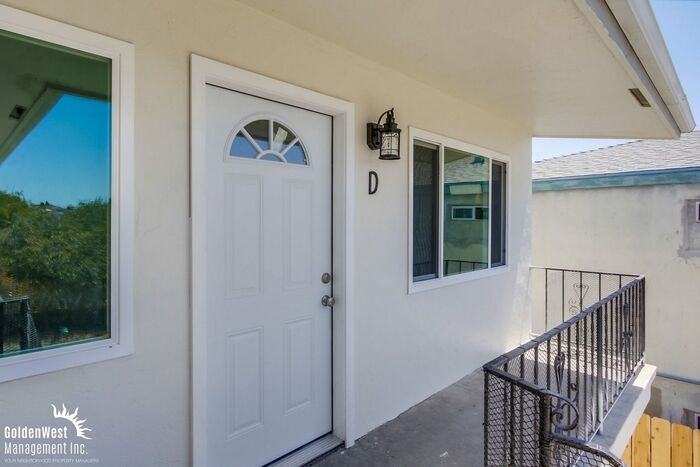 3211 Euclid Ave #D - Photo 2 of 13