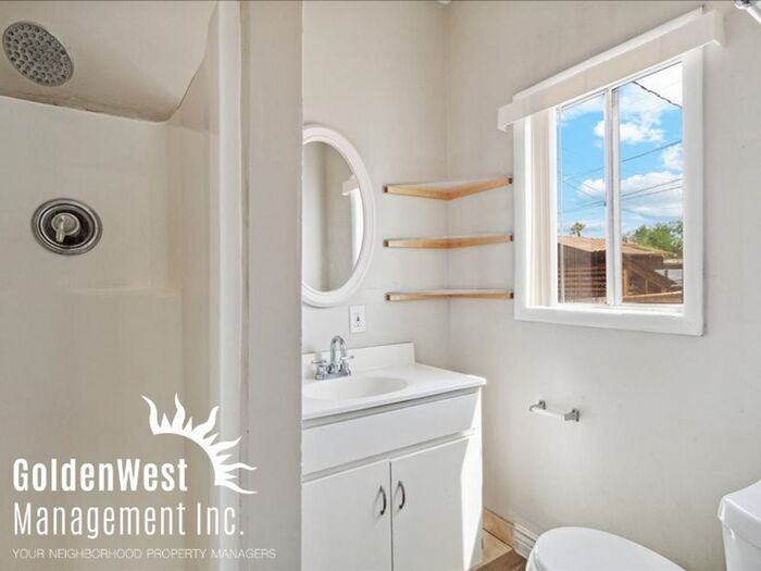 1307 E Brill St - Photo 7 of 8