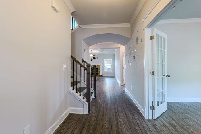 1670 Branthaven Ln - Photo 3 of 39