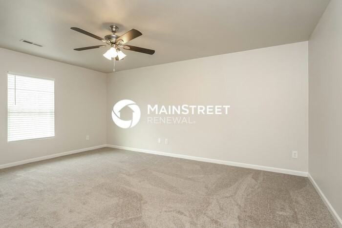 3800 Bellingham Ct - Photo 6 of 19