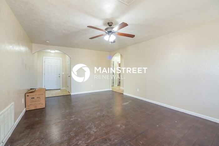 700 Sw 12th St - Photo 6 of 16