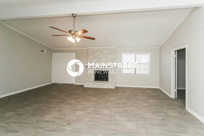 6300 Scarletcrest Ln - Photo 5 of 15