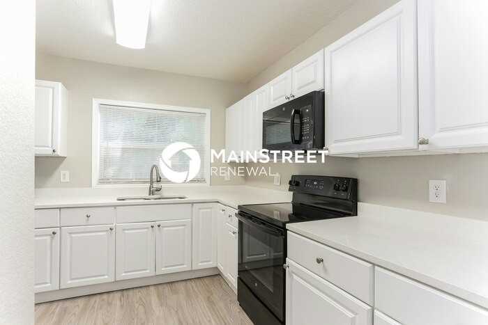 2900 Freemont Ter S - Photo 7 of 17