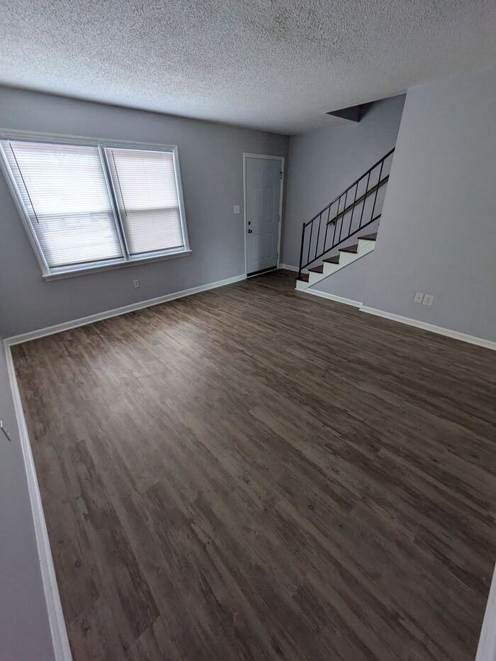 1339 13th St Ne - Photo 2 of 10