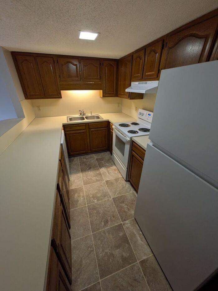 3900 N Center St #14 - Photo 4 of 15