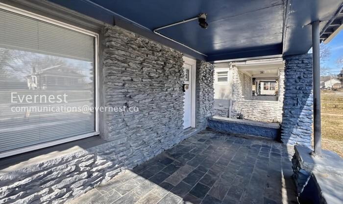 4308 Highland Ave - Photo 4 of 50