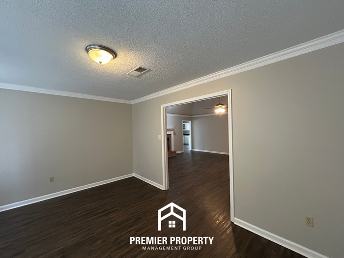 6736 Diana Dr - Photo 7 of 23