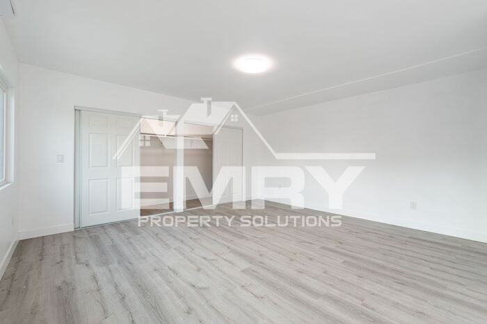 6221 Fishburn Ave - Photo 5 of 17