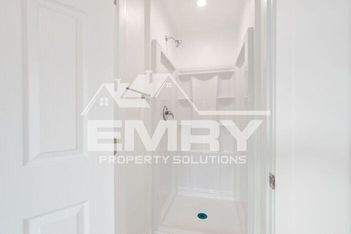 6221 Fishburn Ave - Photo 7 of 17