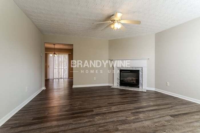 252 Springbottom Ct - Photo 2 of 18