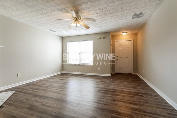 252 Springbottom Ct - Photo 3 of 18