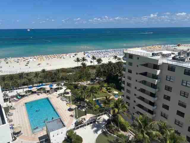 100 Lincoln Road - Photo 3 of 32