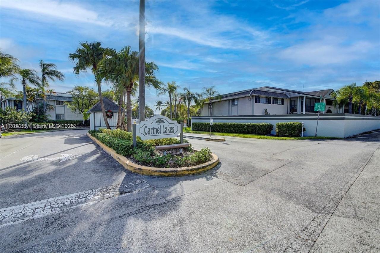 20760 Northeast 4th Court ##107 - Photo 2 of 7