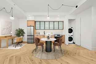 313 E 17th St #2A - Photo 1 of 1