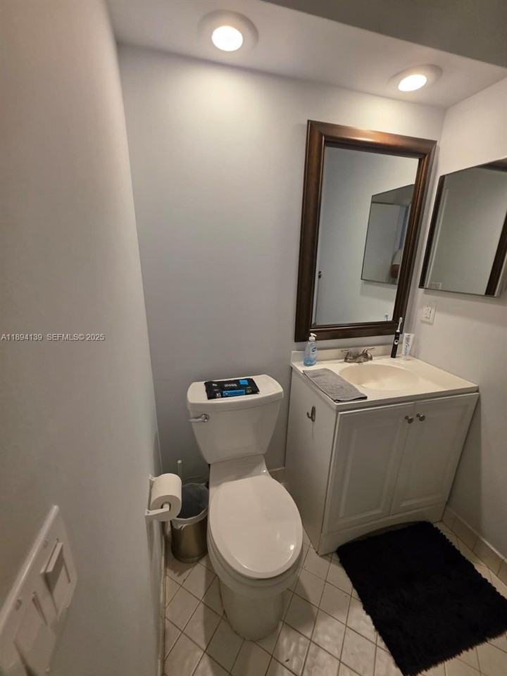 15090 Southwest 49th Lane - Photo 7 of 31