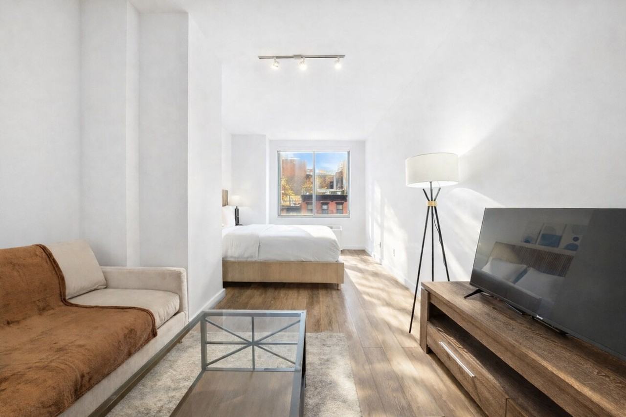 7 Sniffen Ct #1467099P - Photo 2 of 16