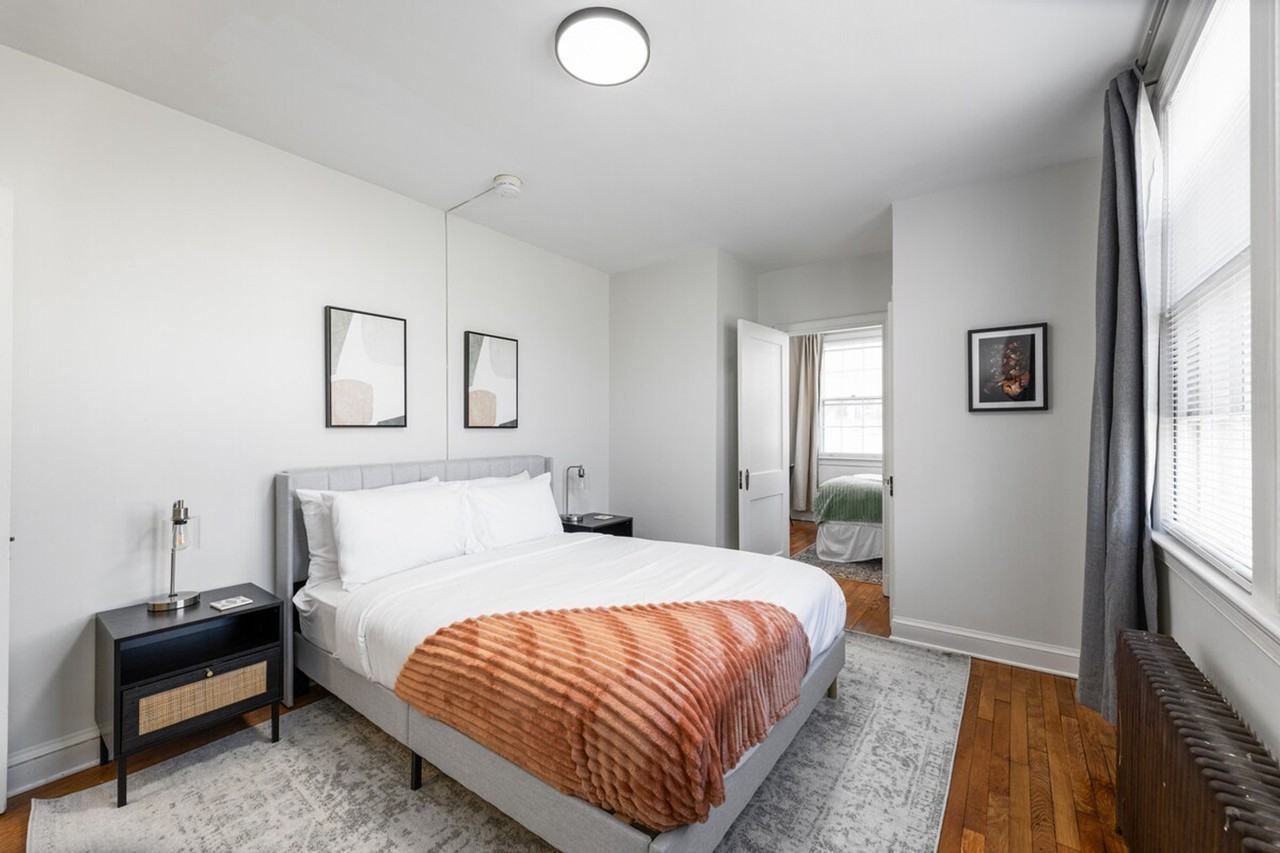 4000 Vine St #1468520P - Photo 2 of 18