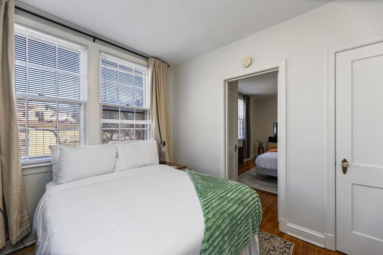 4000 Vine St #1468520P - Photo 6 of 18