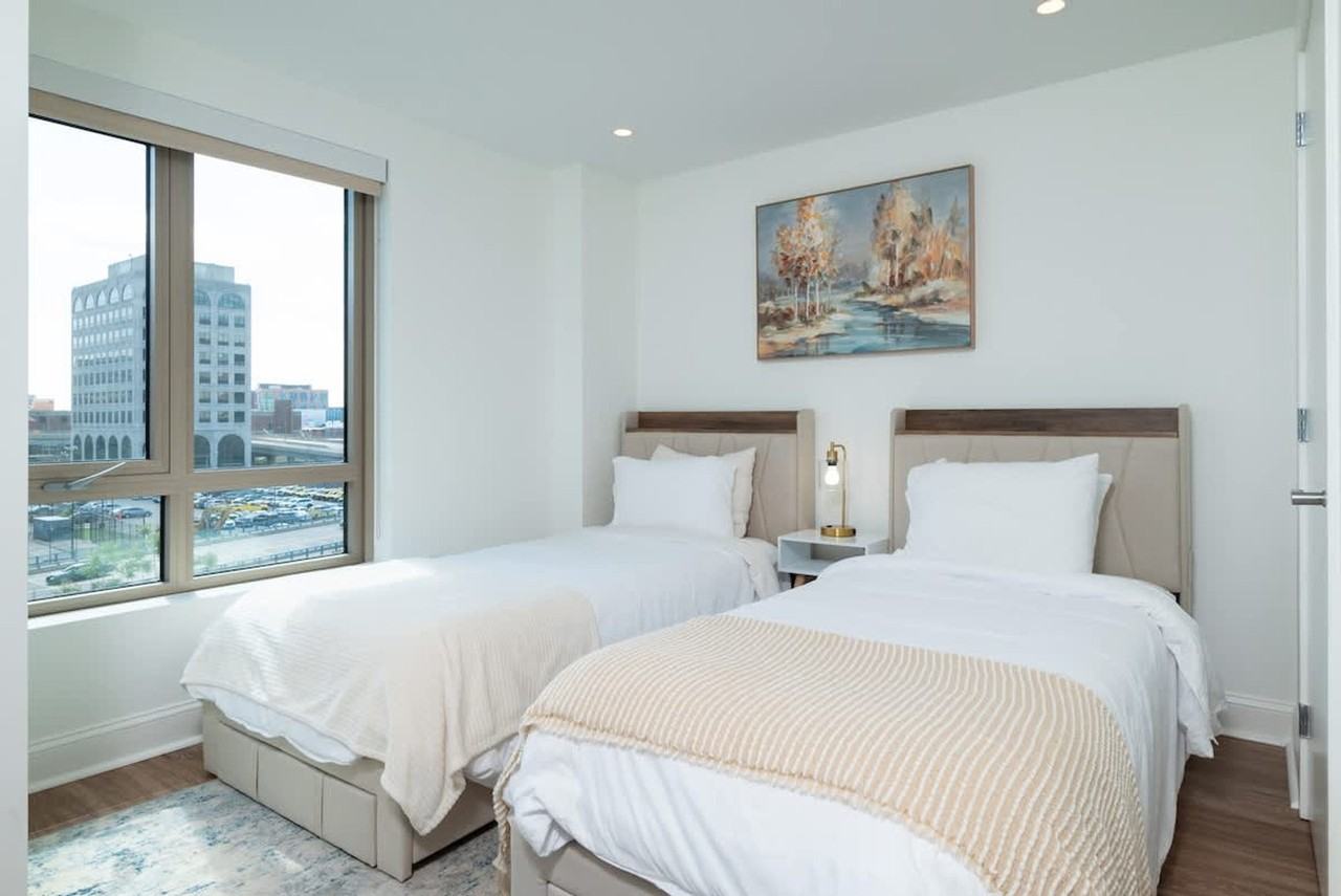 44 Beach St #1342419P - Photo 6 of 41