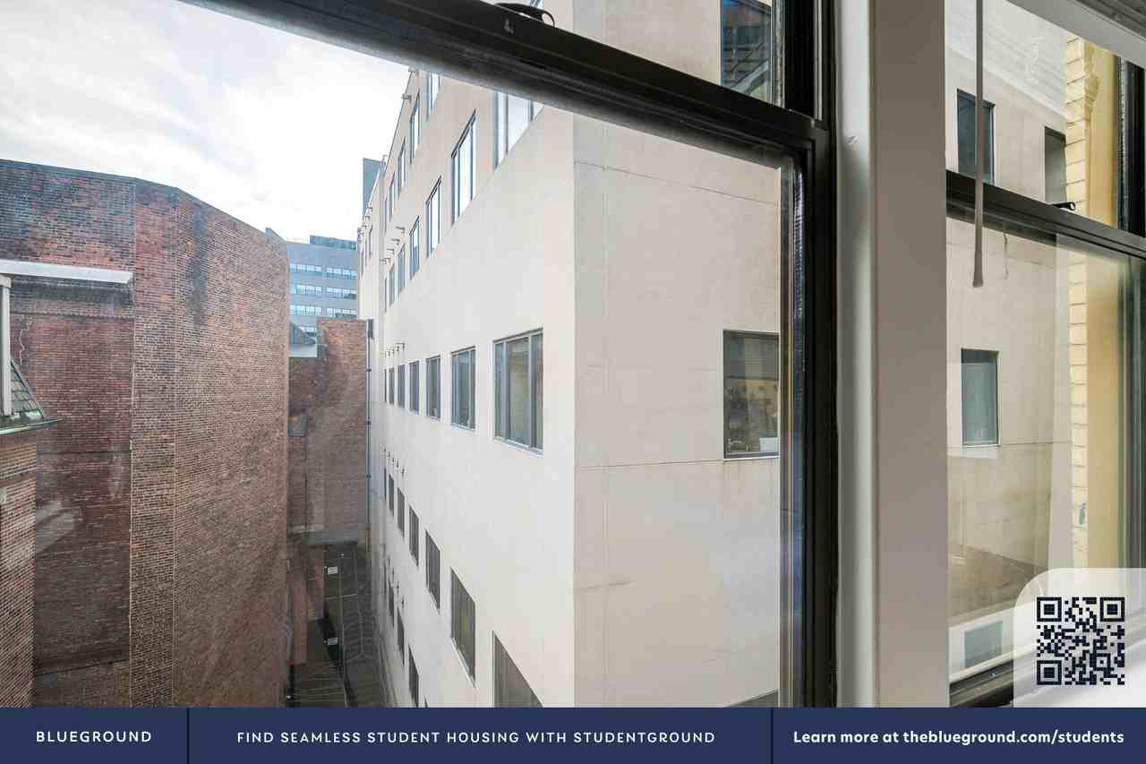 44 Bromfield Street - Photo 7 of 25
