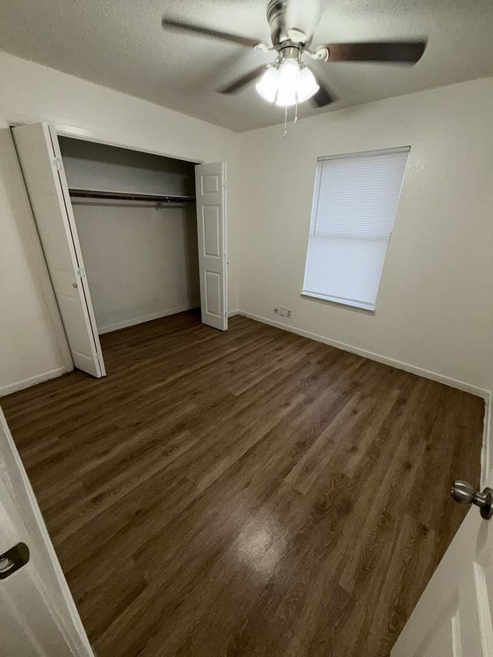 4602 Calle Nogal #B - Photo 2 of 11