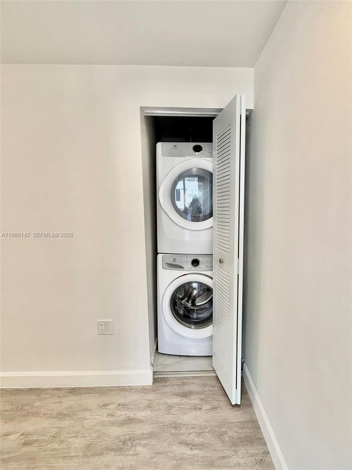 13934 Southwest 259th Way - Photo 2 of 24