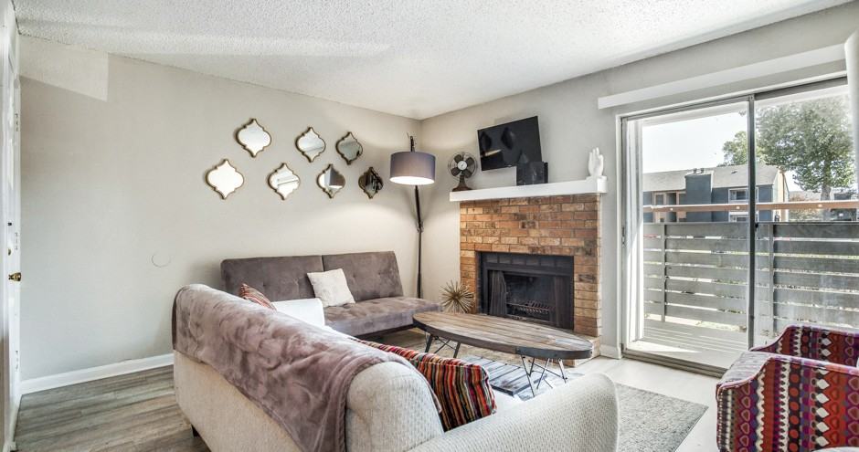 Preslee Apartments - Photo 5 of 41