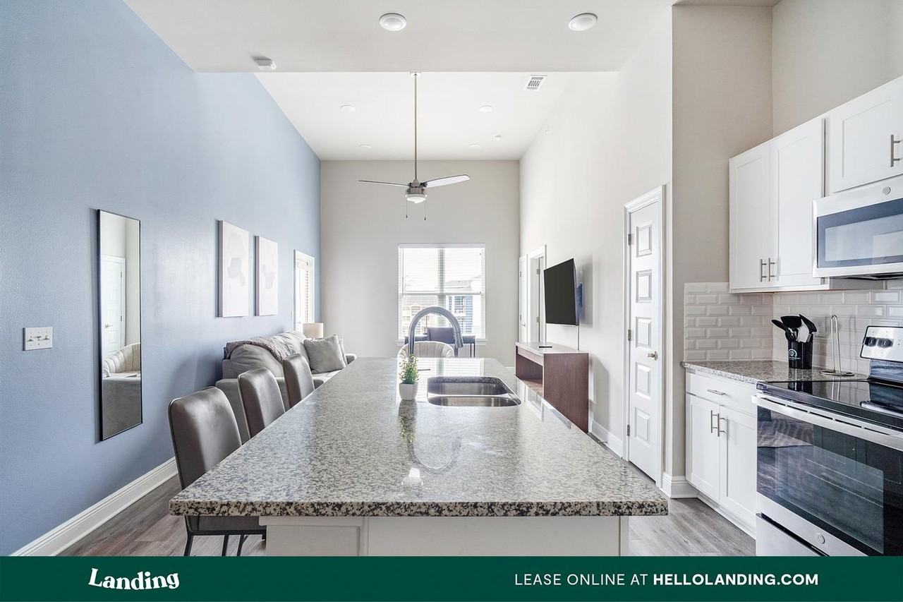 1499 Central Park Blvd - Photo 2 of 50