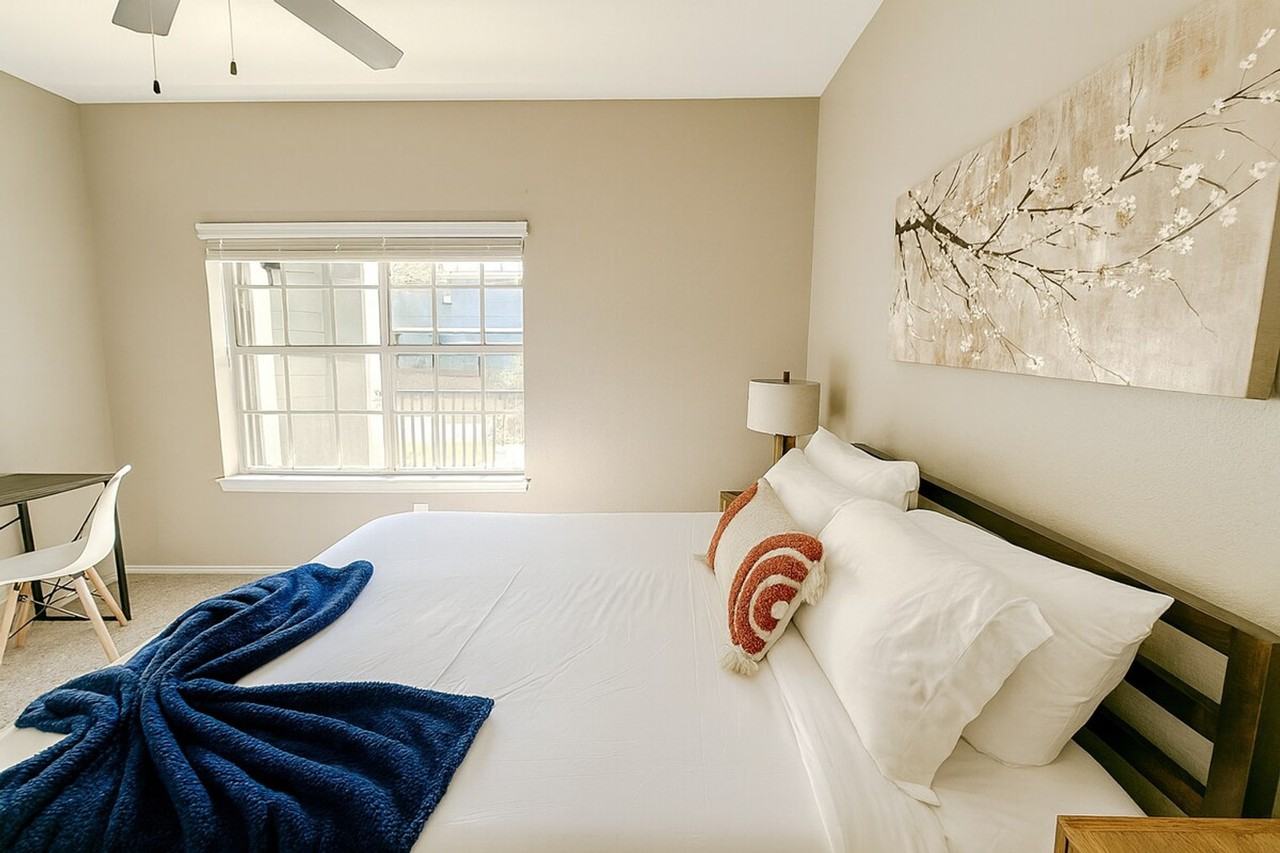 6225 Saratoga Blvd #1326017P - Photo 2 of 17