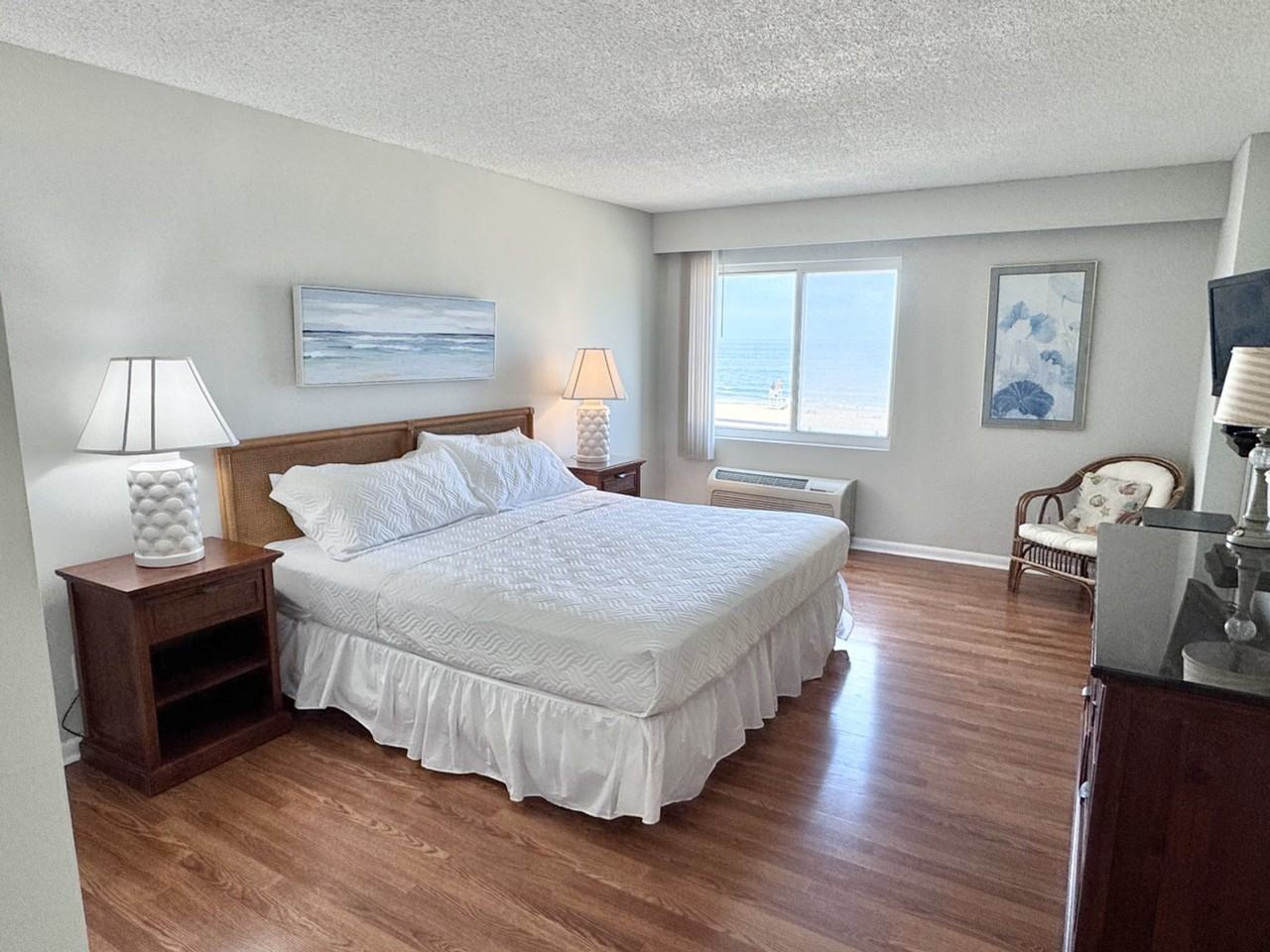 303 Atlantic Ave #1353264P - Photo 5 of 20