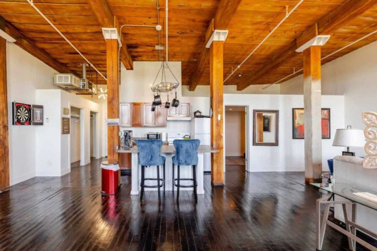 226 Mount Elliott St #1437642P - Photo 3 of 15