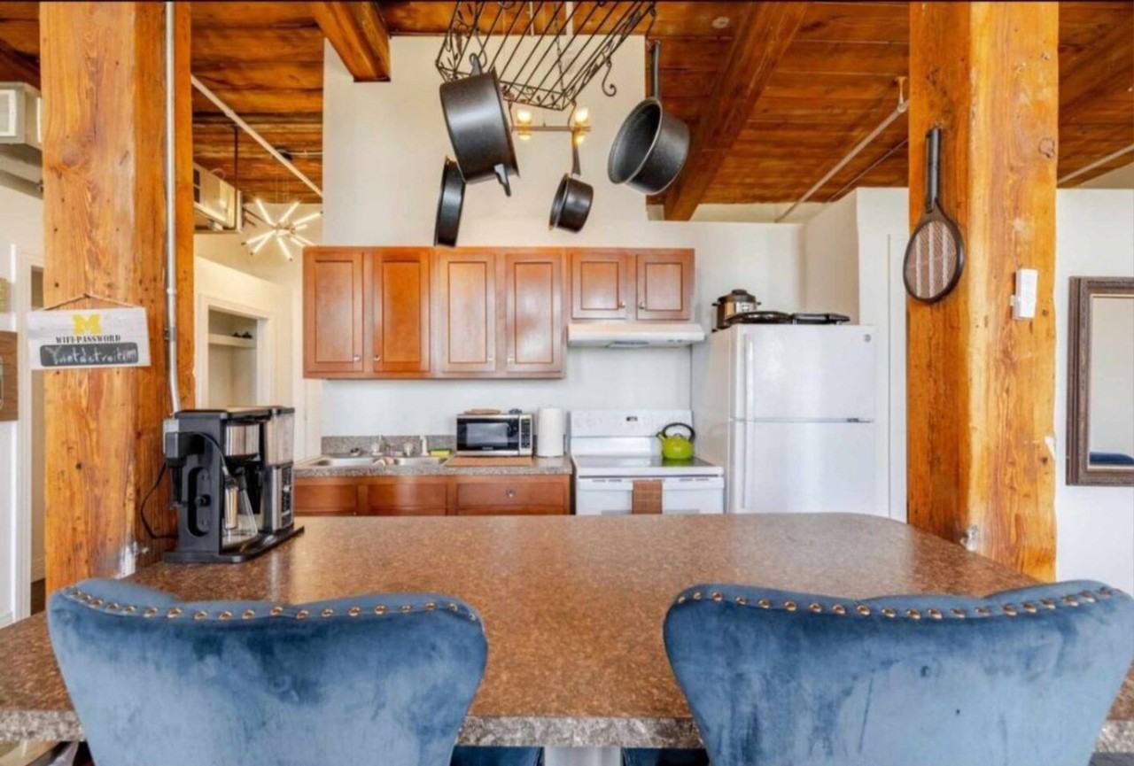 226 Mount Elliott St #1437642P - Photo 7 of 15