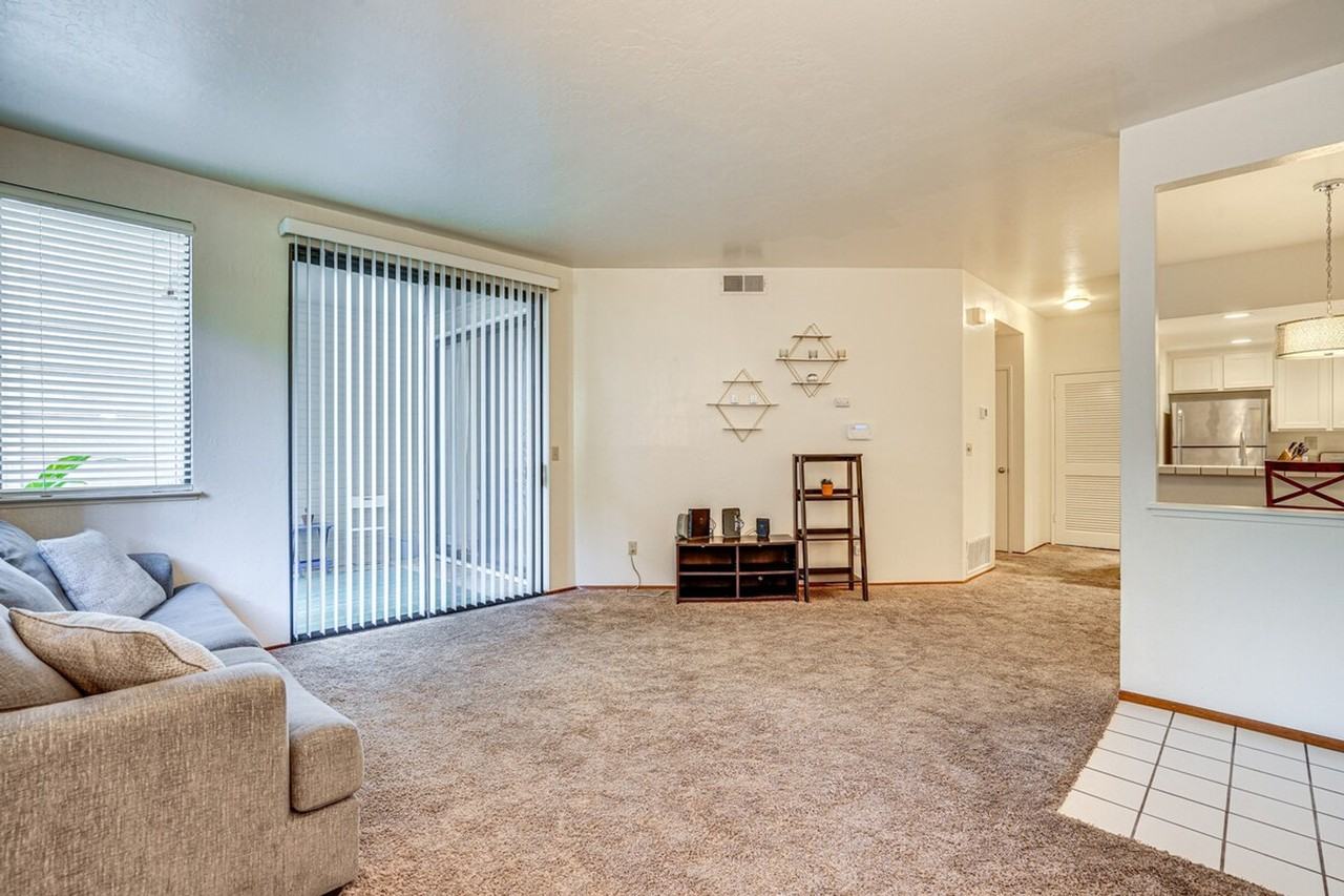 3641 West Ct #1383685P - Photo 5 of 28