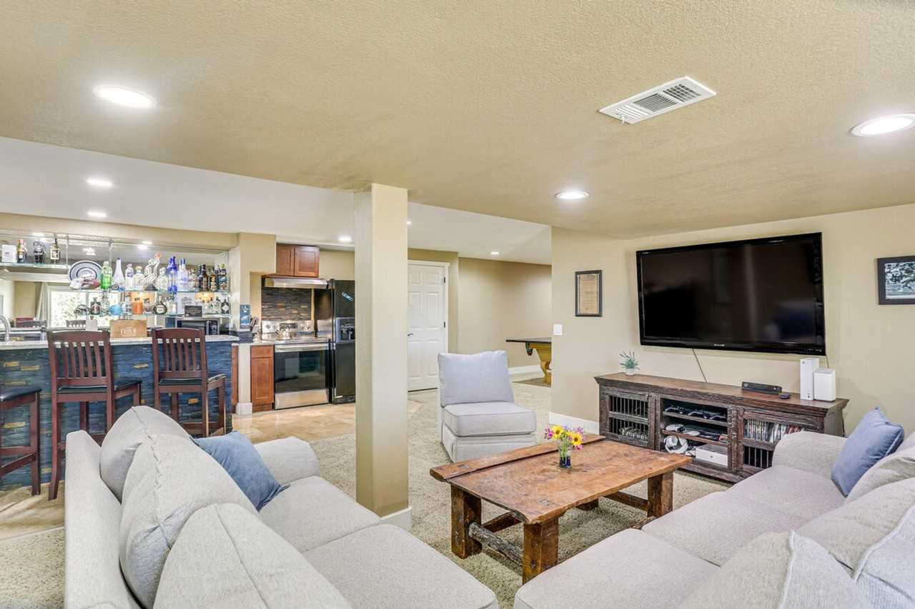 9492 Sand Hill Pl #1385873P - Photo 7 of 29