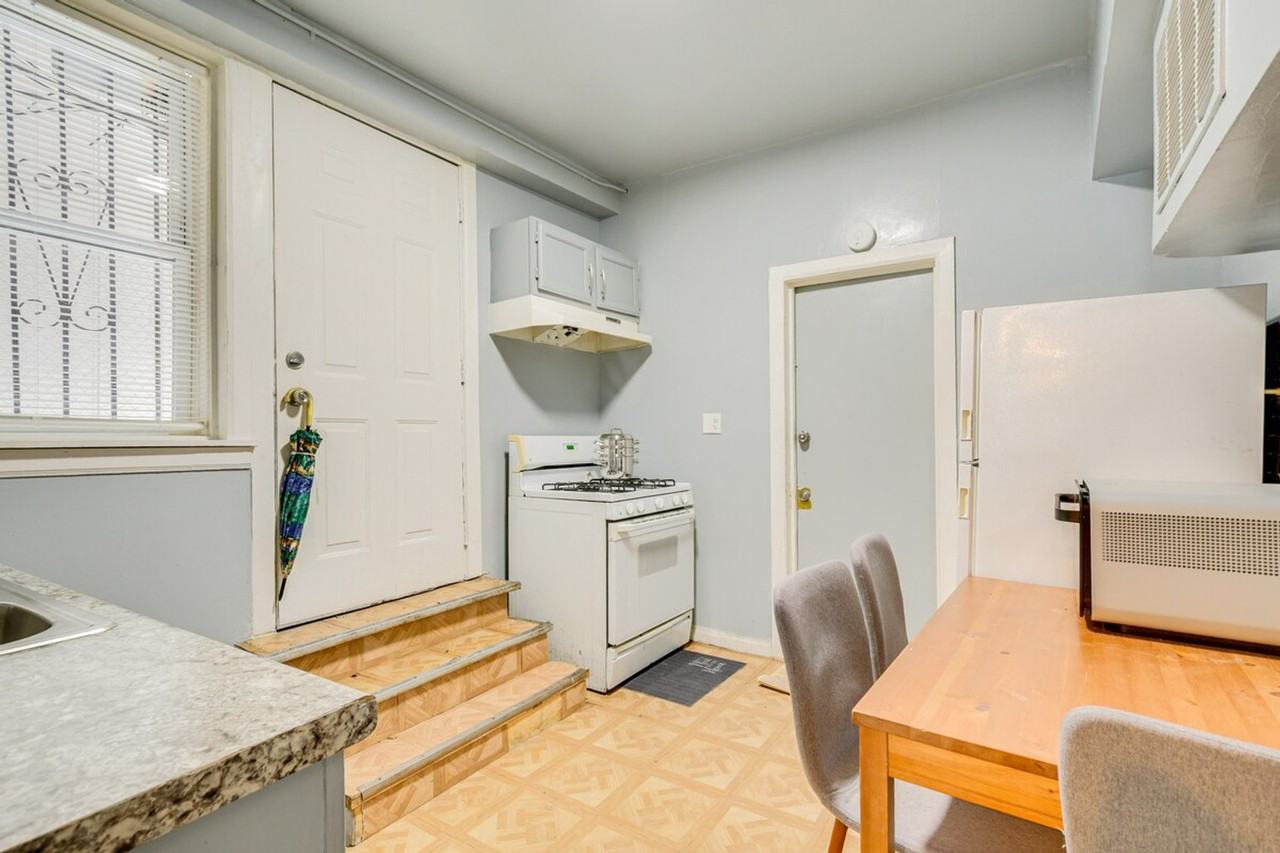 3443 W Flournoy St #1385611P - Photo 6 of 24