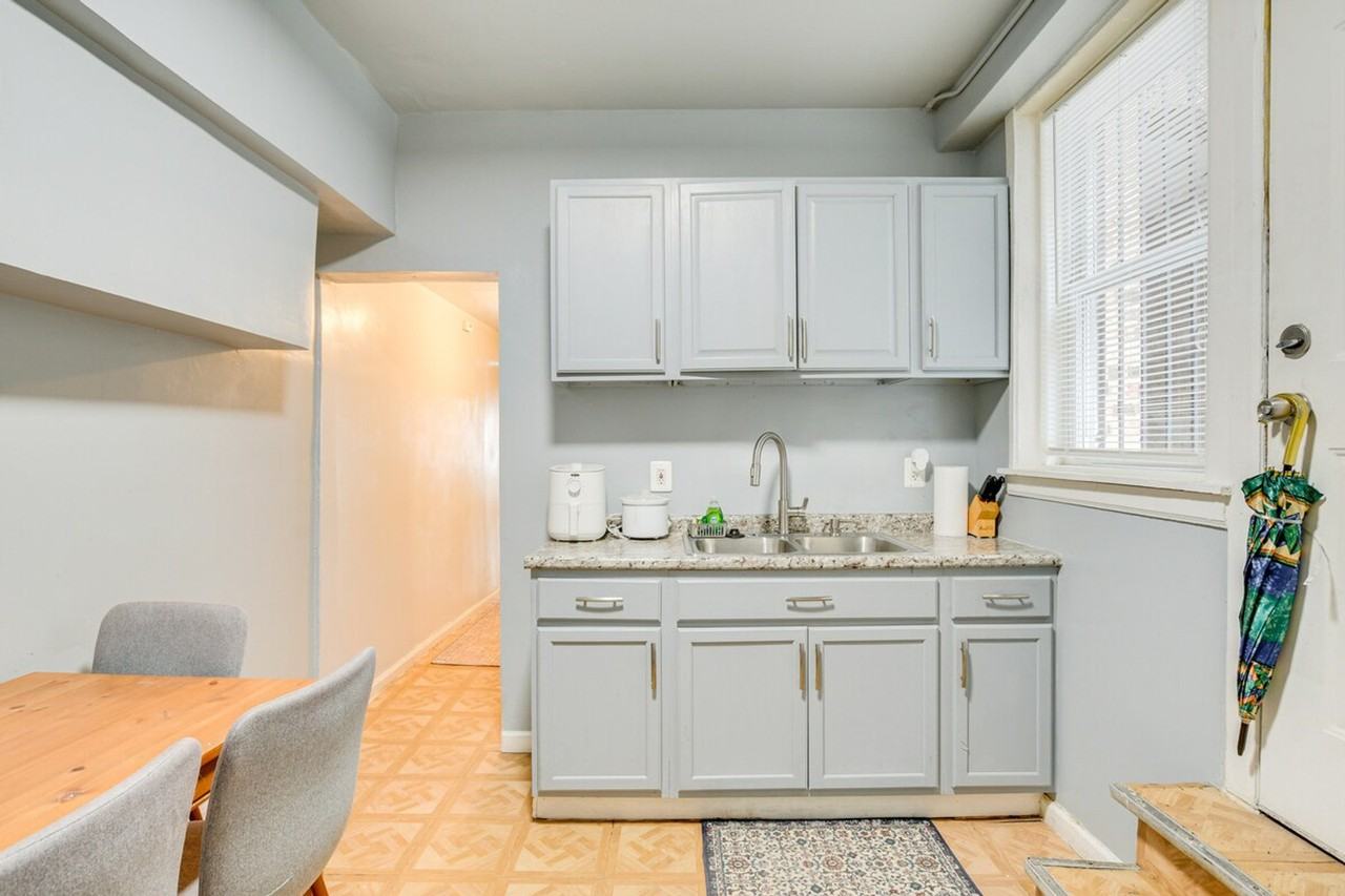 3443 W Flournoy St #1385611P - Photo 7 of 24