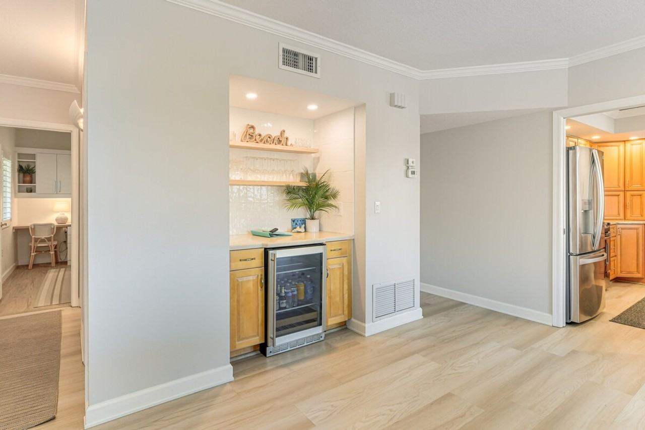 109 Bayshore Rd #1385716P - Photo 4 of 34