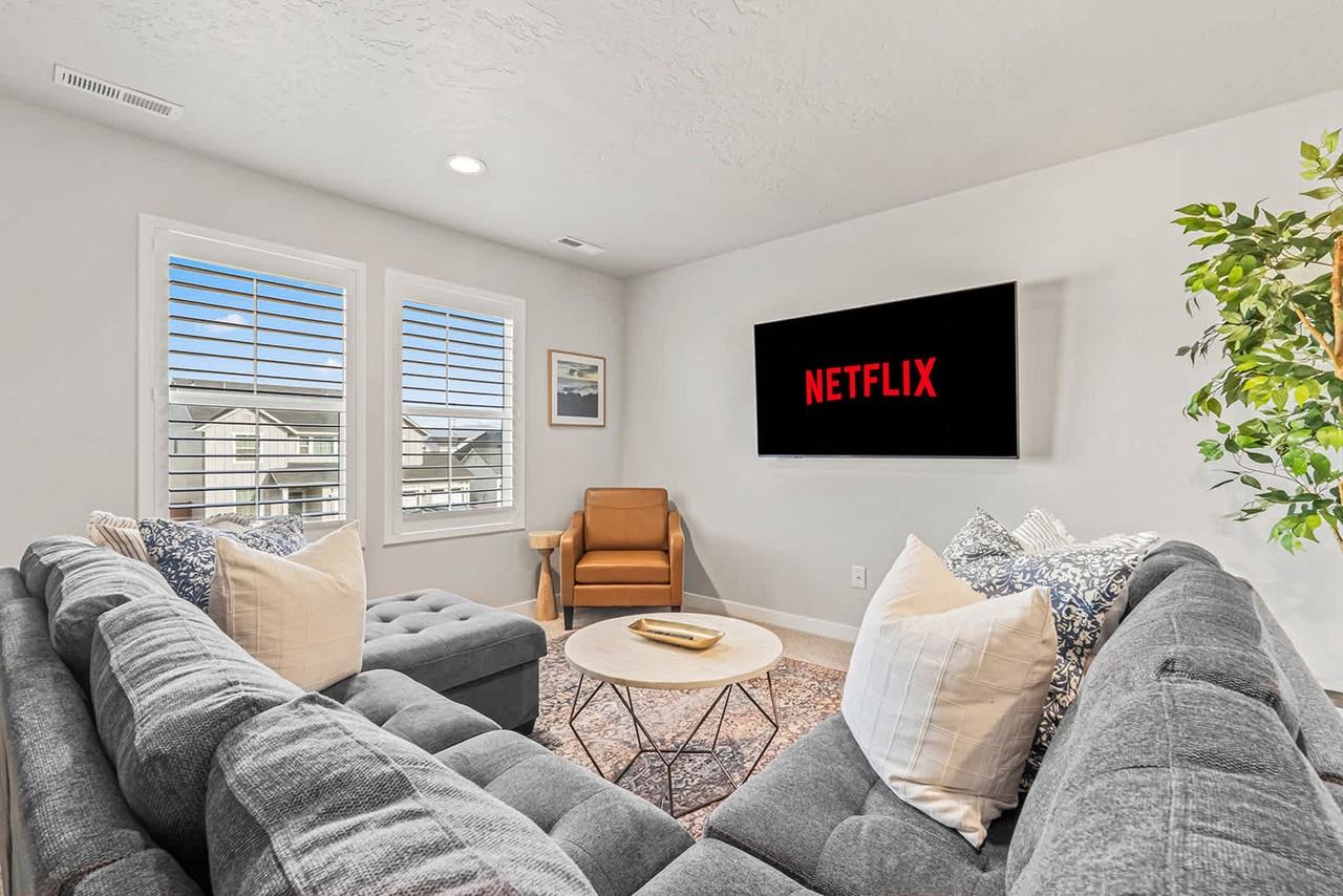 10053 W Lyrical Dr #1470095P - Photo 6 of 37