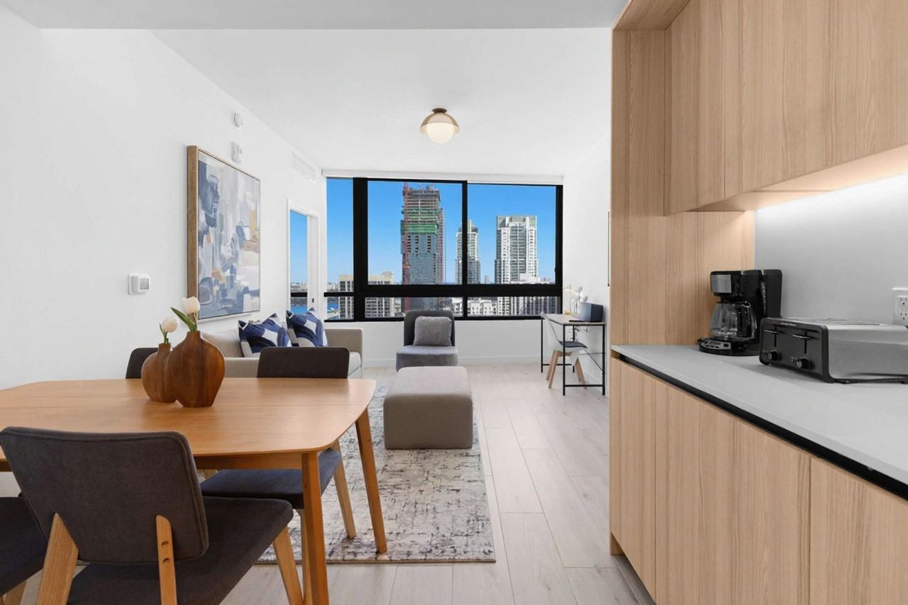 225 N Miami Ave #1470085P - Photo 2 of 50