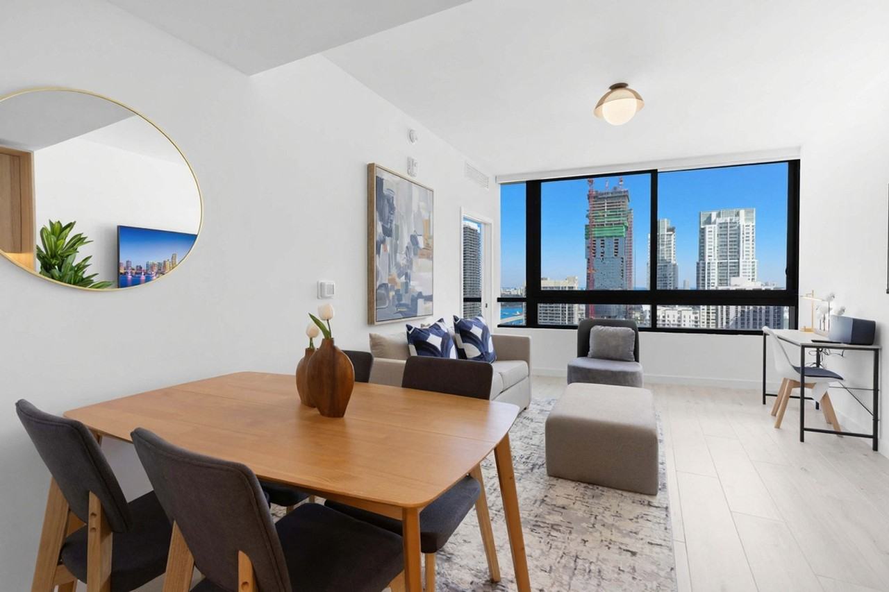 225 N Miami Ave #1470085P - Photo 3 of 50