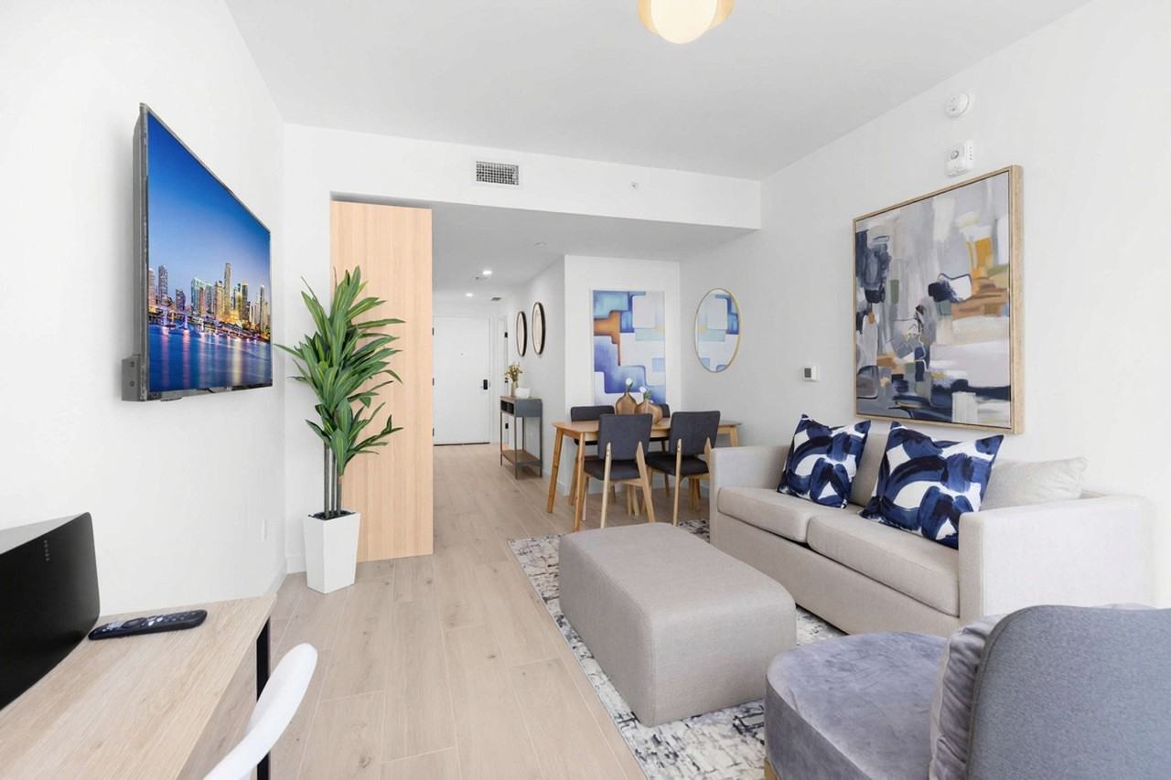 225 N Miami Ave #1470085P - Photo 7 of 50